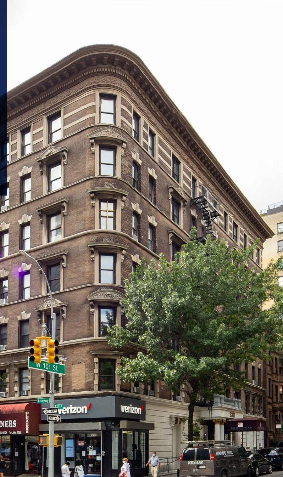 2651 Broadway